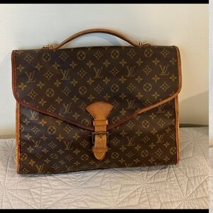 Louis Vuitton Beverly bag
